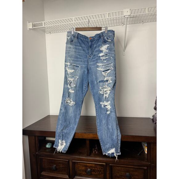 American Eagle Distressed Curvy High Rise Jegging 20R NWOT - Picture 1 of 9